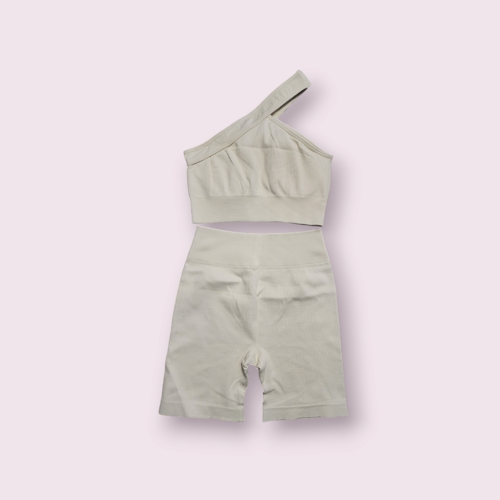 New 2 Piece Workout Sets High Waist Gym Outfit Size Small Color Cream